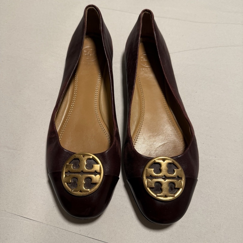 Tory Burch Chelsea Malbec Leather Ballet Flats 7M Gold Logo